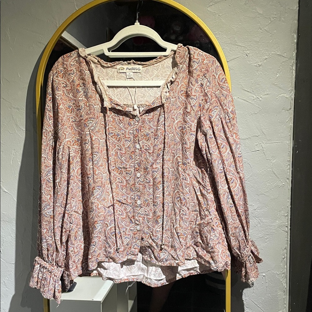 Elegant Paisley Blouse in Brown and Cream